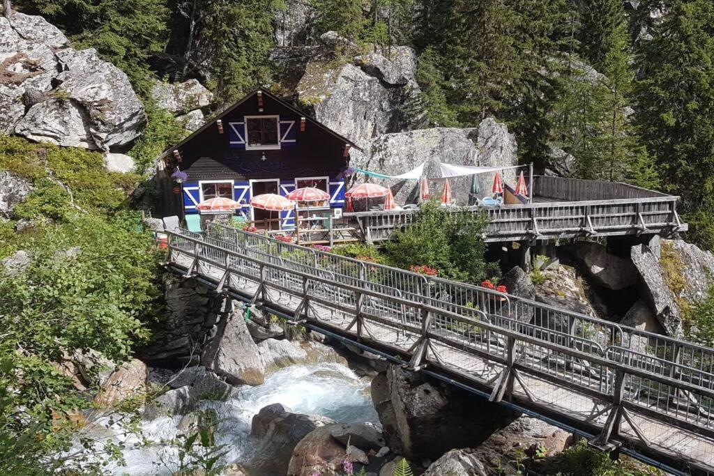 Chalet L'Ilet Ensoleille /Sunny Island Chalet Chamonix Exteriér fotografie